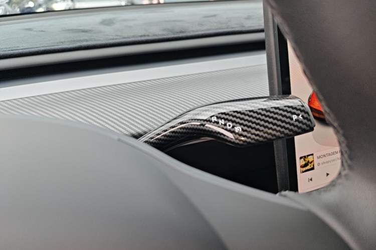 Used Tesla Model Y 2022 Performance High-Performance All-Wheel-Drive Version Gear Lever
