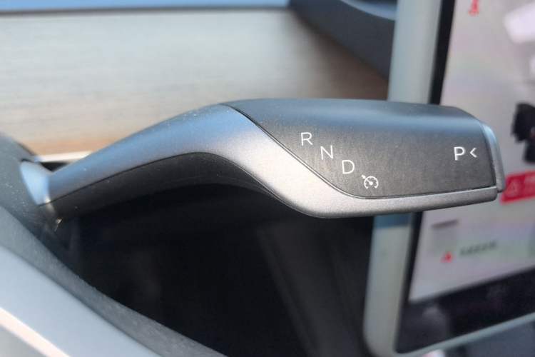 Used Tesla Model Y 2022 Rear-Wheel-Drive Version Gear Lever