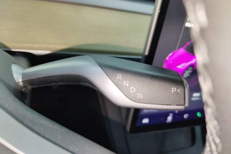 Used Tesla Model Y 2022 Revised Version Rear-Wheel Drive Gear Lever
