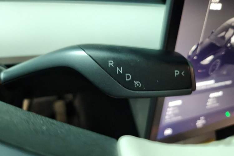 Used Tesla Model Y 2022 Long-Range All-Wheel-Drive Version Gear Lever