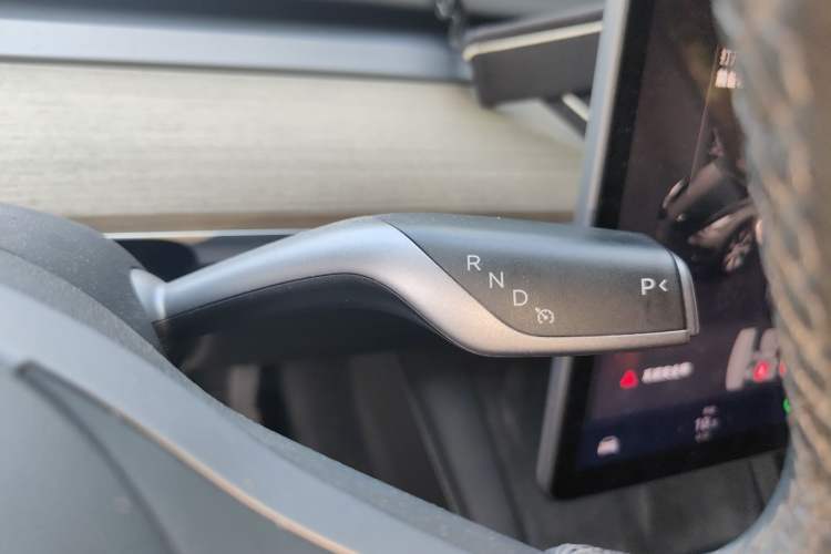 Used Tesla Model Y 2022 Revised Version Rear-Wheel Drive Gear Lever