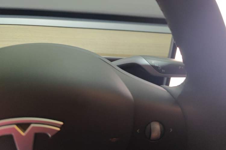 Used Tesla Model Y 2022 Revised Version Rear-Wheel Drive Gear Lever