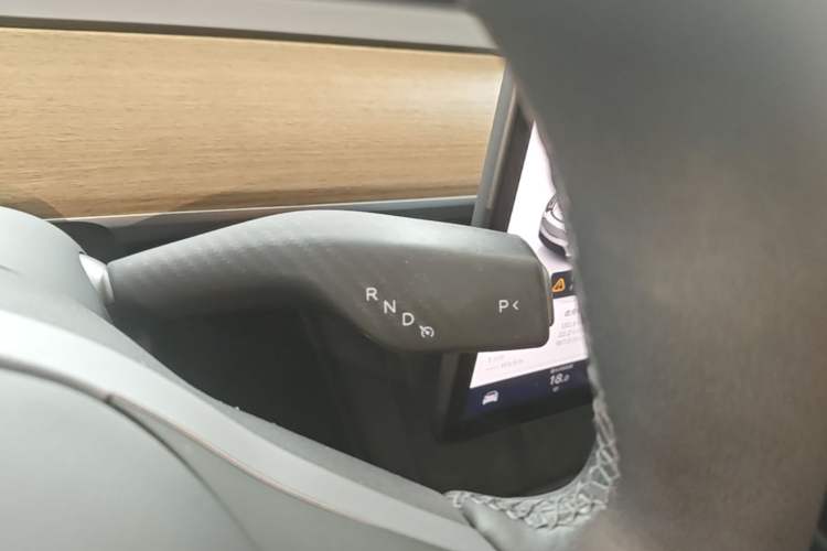 Used Tesla Model Y 2022 Rear-Wheel-Drive Version Gear Lever