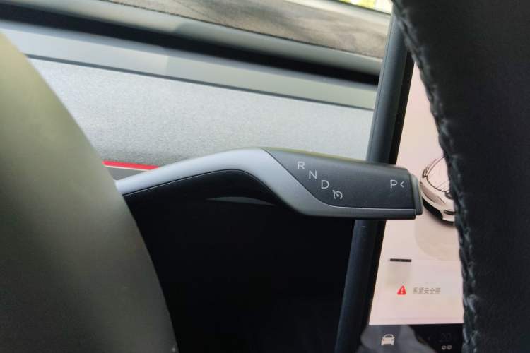 Used Tesla Model Y 2022 Revised Version Rear-Wheel Drive Gear Lever