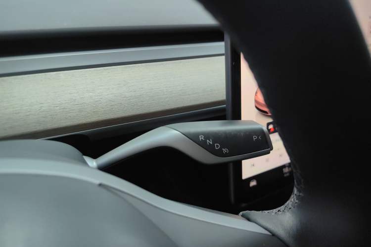 Used Tesla Model Y 2022 Rear-Wheel-Drive Version Gear Lever