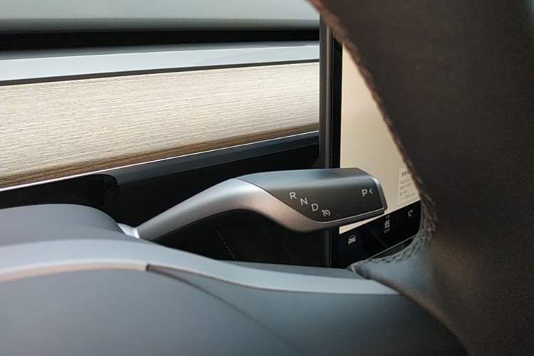 Used Tesla Model Y 2022 Revised Version Long-Range All-Wheel Drive Gear Lever