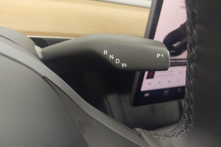 Used Tesla Model Y 2022 Rear-Wheel-Drive Version Gear Lever
