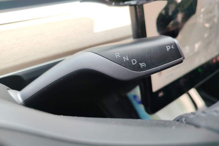 Used Tesla Model Y 2022 Revised Version Long-Range All-Wheel Drive Gear Lever