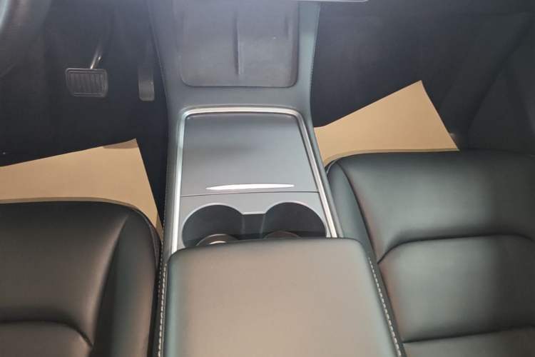 Used Tesla Model Y 2022 Revised Version Rear-Wheel Drive Gear Lever