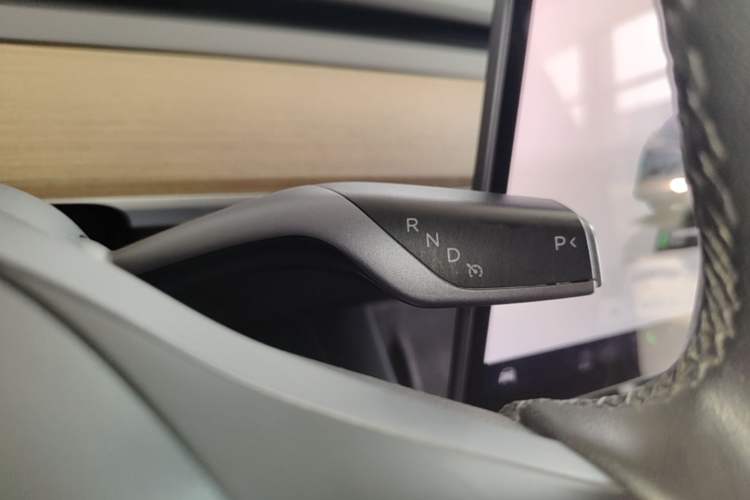 Used Tesla Model Y 2022 Rear-Wheel-Drive Version Gear Lever