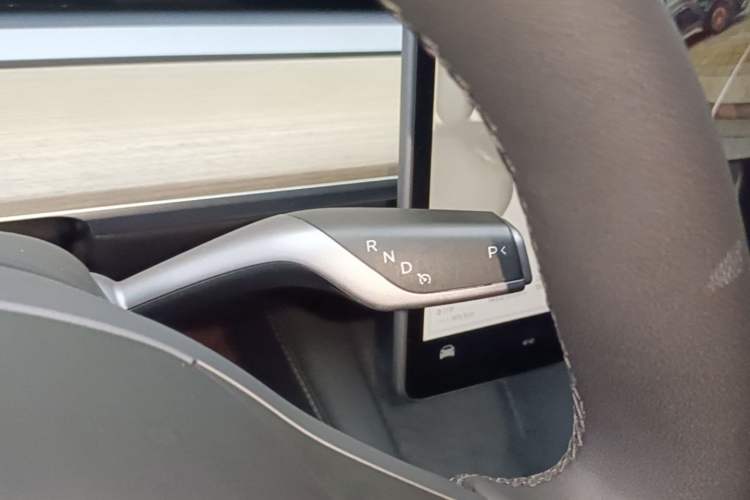 Used Tesla Model Y 2022 Revised Version Long-Range All-Wheel Drive Gear Lever