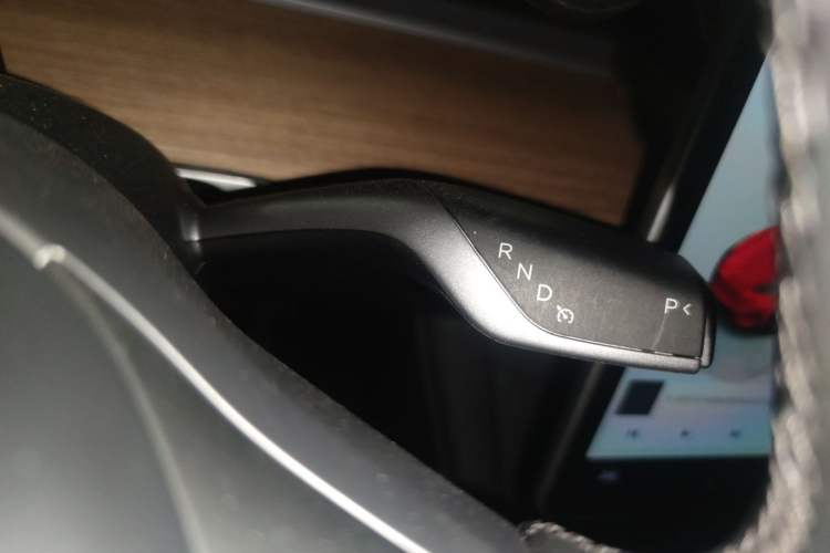Used Tesla Model Y 2022 Rear-Wheel-Drive Version Gear Lever