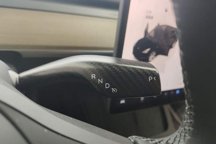 Used Tesla Model Y 2022 Revised Version Rear-Wheel Drive Gear Lever