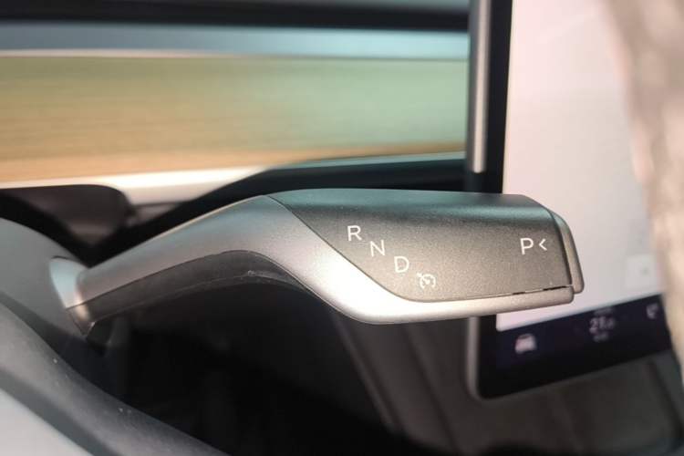 Used Tesla Model Y 2022 Rear-Wheel-Drive Version Gear Lever