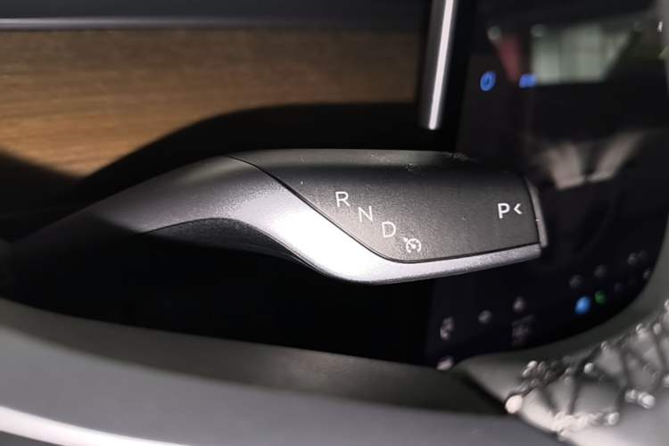 Used Tesla Model Y 2022 Rear-Wheel-Drive Version Gear Lever