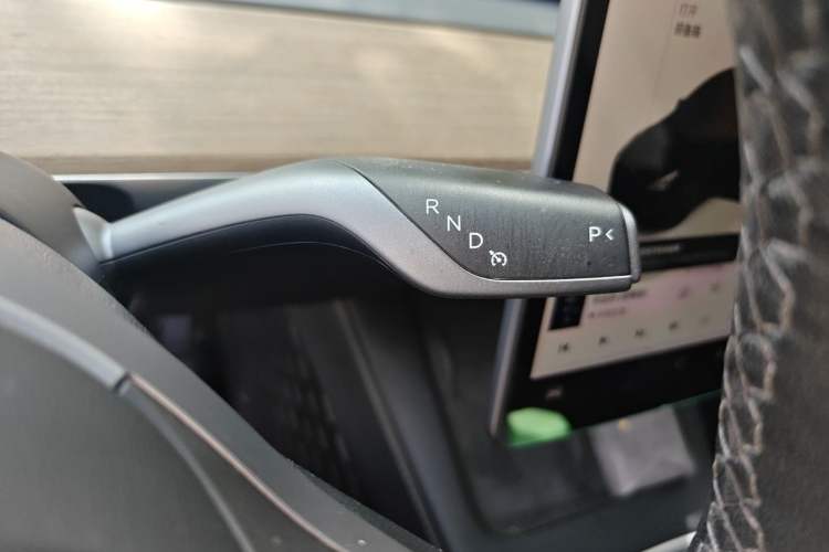 Used Tesla Model Y 2022 Rear-Wheel-Drive Version Gear Lever