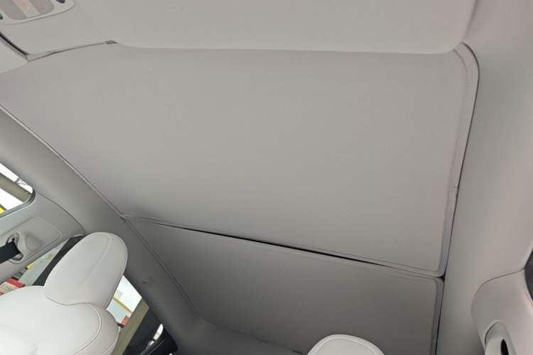 Used Tesla Model Y 2022 Revised Version Rear-Wheel Drive Headliner