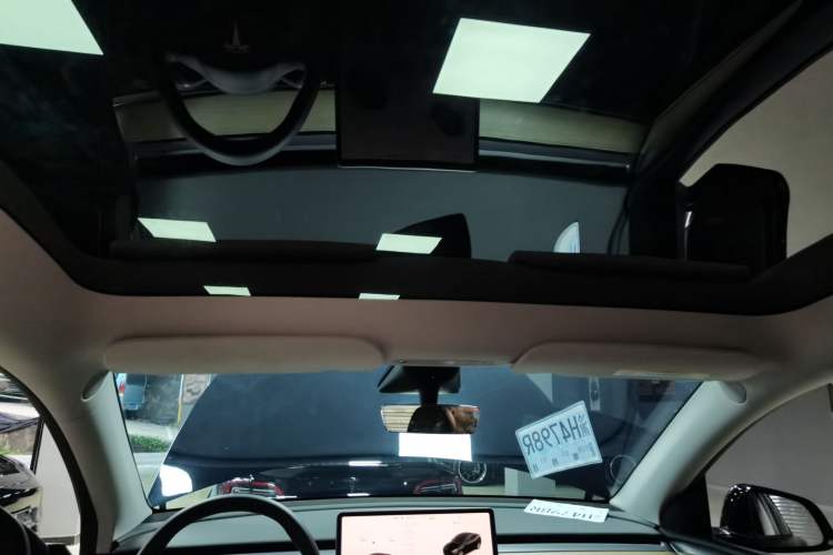 Used Tesla Model Y 2022 Revised Version Rear-Wheel Drive Headliner