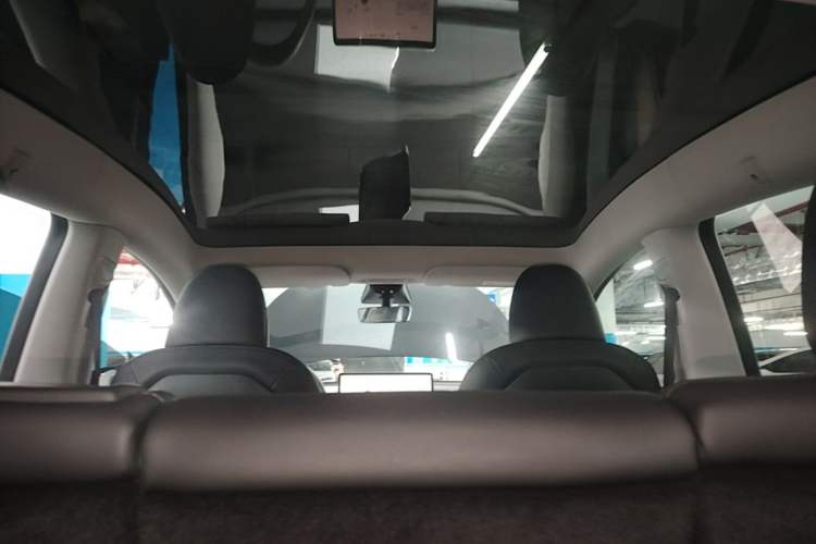 Used Tesla Model Y 2022 Revised Version Rear-Wheel Drive Headliner
