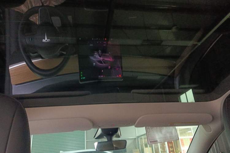 Used Tesla Model Y 2022 Rear-Wheel-Drive Version Headliner