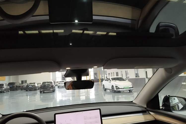 Used Tesla Model Y 2022 Revised Version Rear-Wheel Drive Headliner