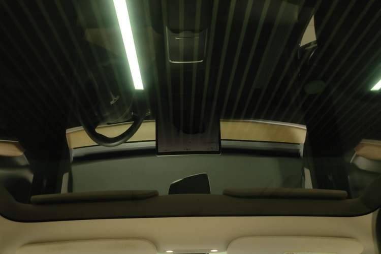 Used Tesla Model Y 2022 Revised Version Rear-Wheel Drive Headliner