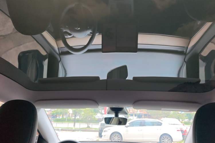 Used Tesla Model Y 2022 Revised Version Rear-Wheel Drive Headliner