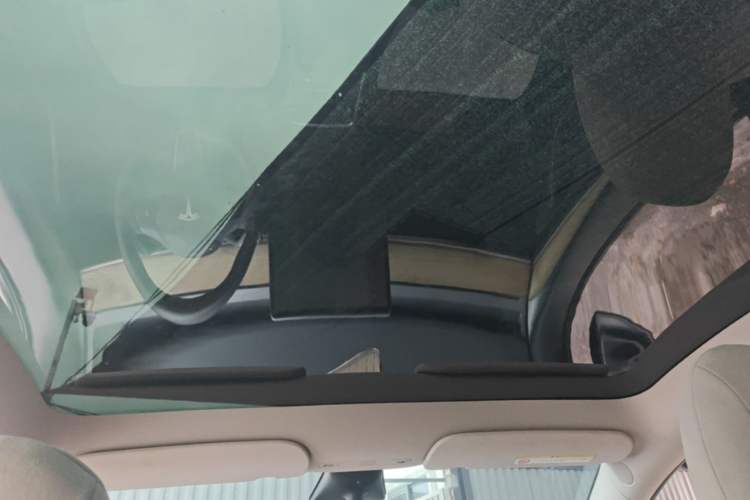 Used Tesla Model Y 2022 Revised Version Rear-Wheel Drive Headliner