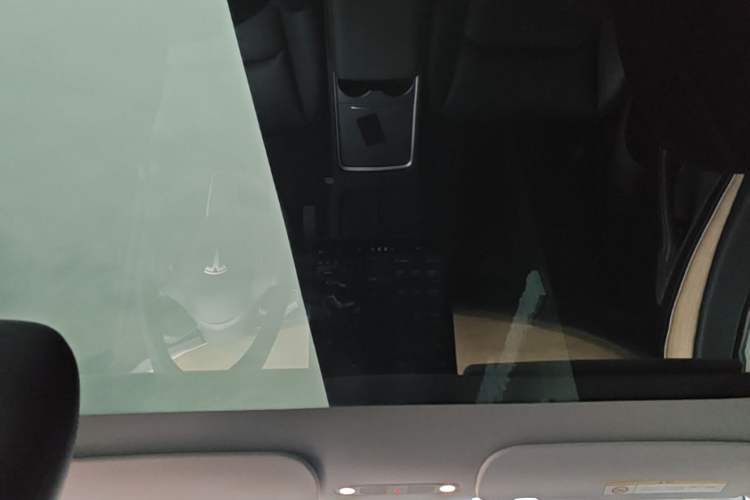 Used Tesla Model Y 2022 Revised Version Rear-Wheel Drive Headliner