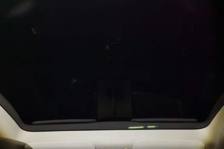 Used Tesla Model Y 2022 Revised Version Rear-Wheel Drive Headliner