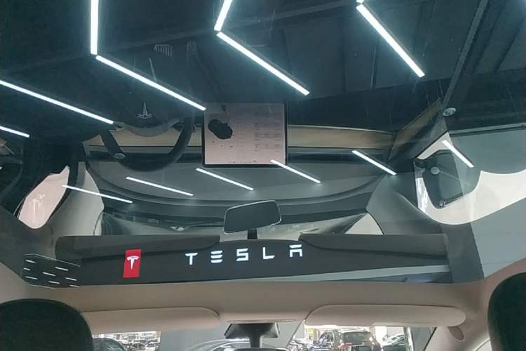 Used Tesla Model Y 2022 Revised Version Rear-Wheel Drive Headliner
