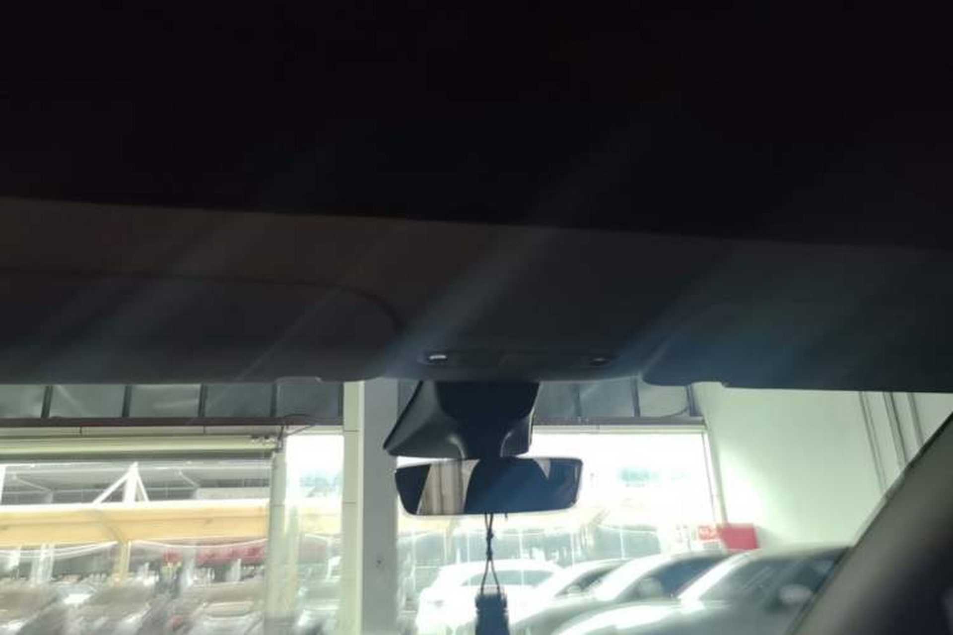 Used Tesla Model Y 2022 Rear-Wheel-Drive Version Headliner