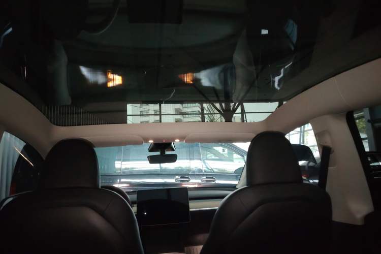 Used Tesla Model Y 2022 Revised Version Rear-Wheel Drive Headliner