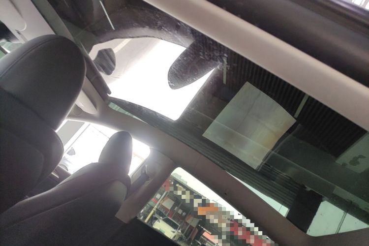 Used Tesla Model Y 2022 Revised Version Rear-Wheel Drive Headliner