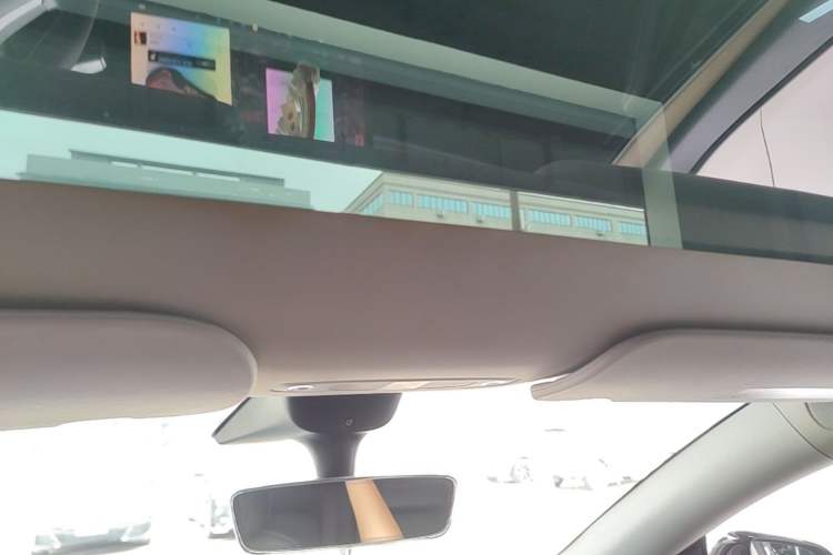 Used Tesla Model Y 2022 Rear-Wheel-Drive Version Headliner
