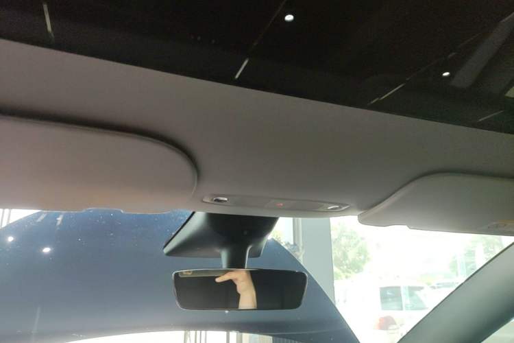 Used Tesla Model Y 2022 Revised Version Rear-Wheel Drive Headliner