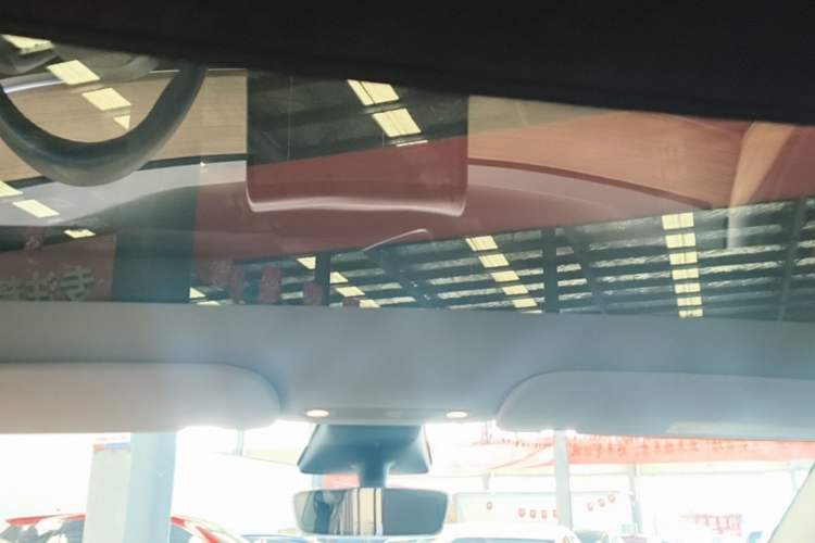 Used Tesla Model Y 2022 Revised Version Rear-Wheel Drive Headliner
