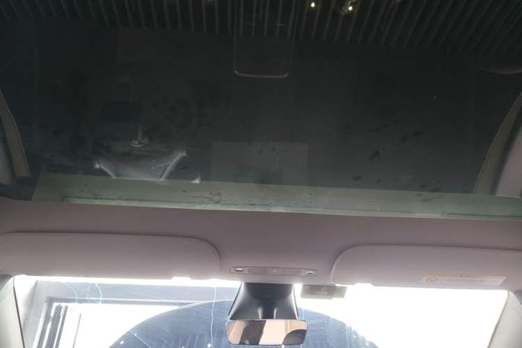 Used Tesla Model Y 2022 Revised Version Rear-Wheel Drive Headliner