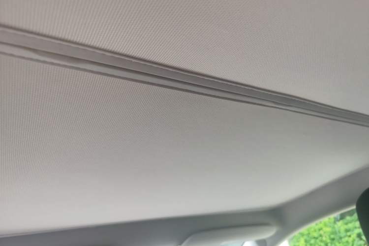 Used Tesla Model Y 2022 Revised Version Long-Range All-Wheel Drive Headliner