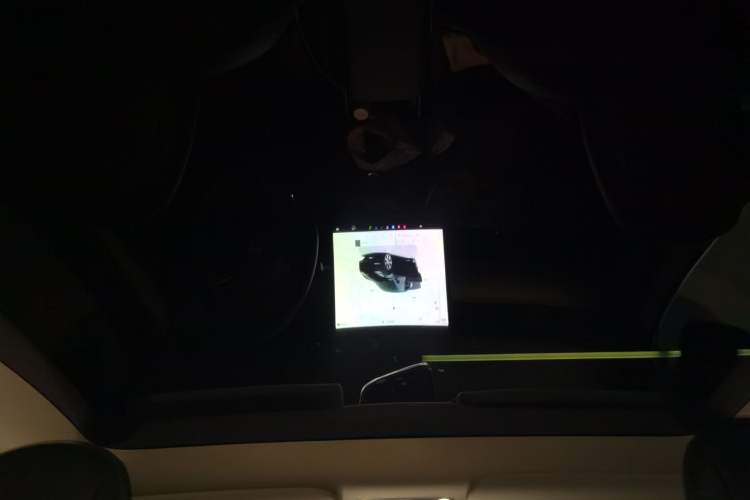 Used Tesla Model Y 2022 Rear-Wheel-Drive Version Headliner