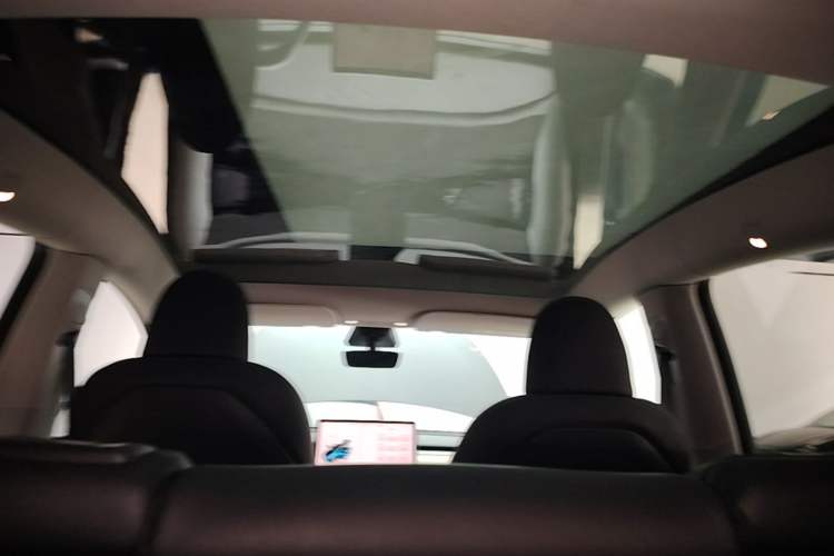 Used Tesla Model Y 2022 Revised Version Rear-Wheel Drive Headliner