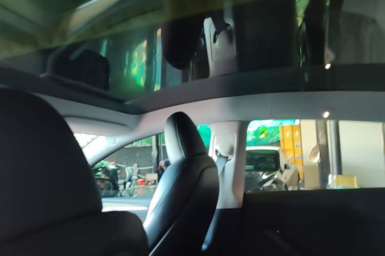 Used Tesla Model Y 2022 Revised Version Rear-Wheel Drive Headliner