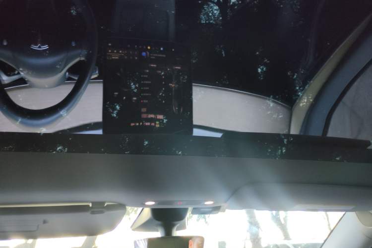 Used Tesla Model Y 2022 Rear-Wheel-Drive Version Headliner
