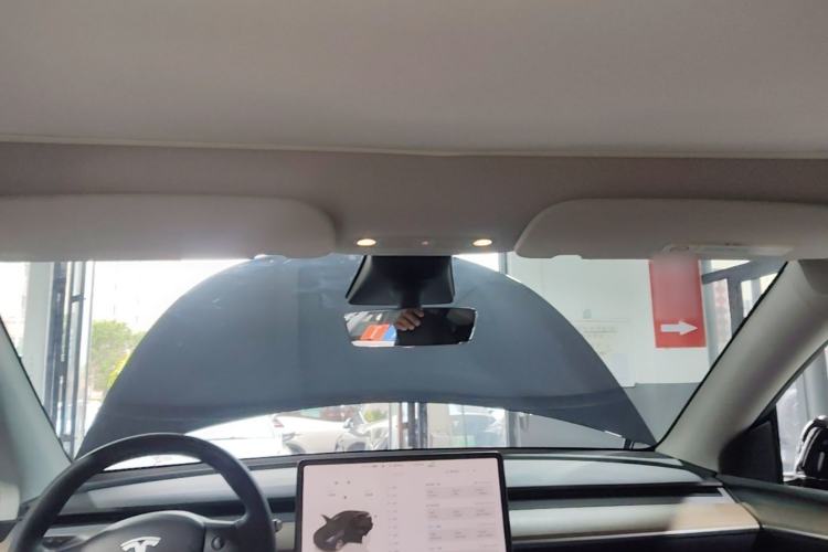 Used Tesla Model Y 2022 Rear-Wheel-Drive Version Headliner