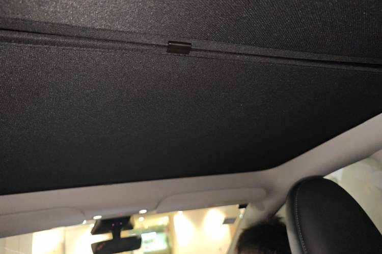Used Tesla Model Y 2022 Revised Version Rear-Wheel Drive Headliner