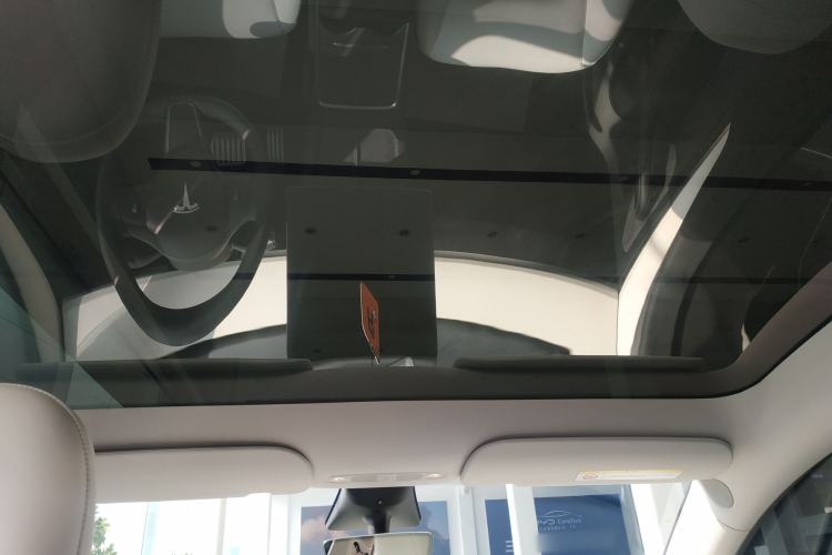 Used Tesla Model Y 2022 Performance High-Performance All-Wheel-Drive Version Headliner