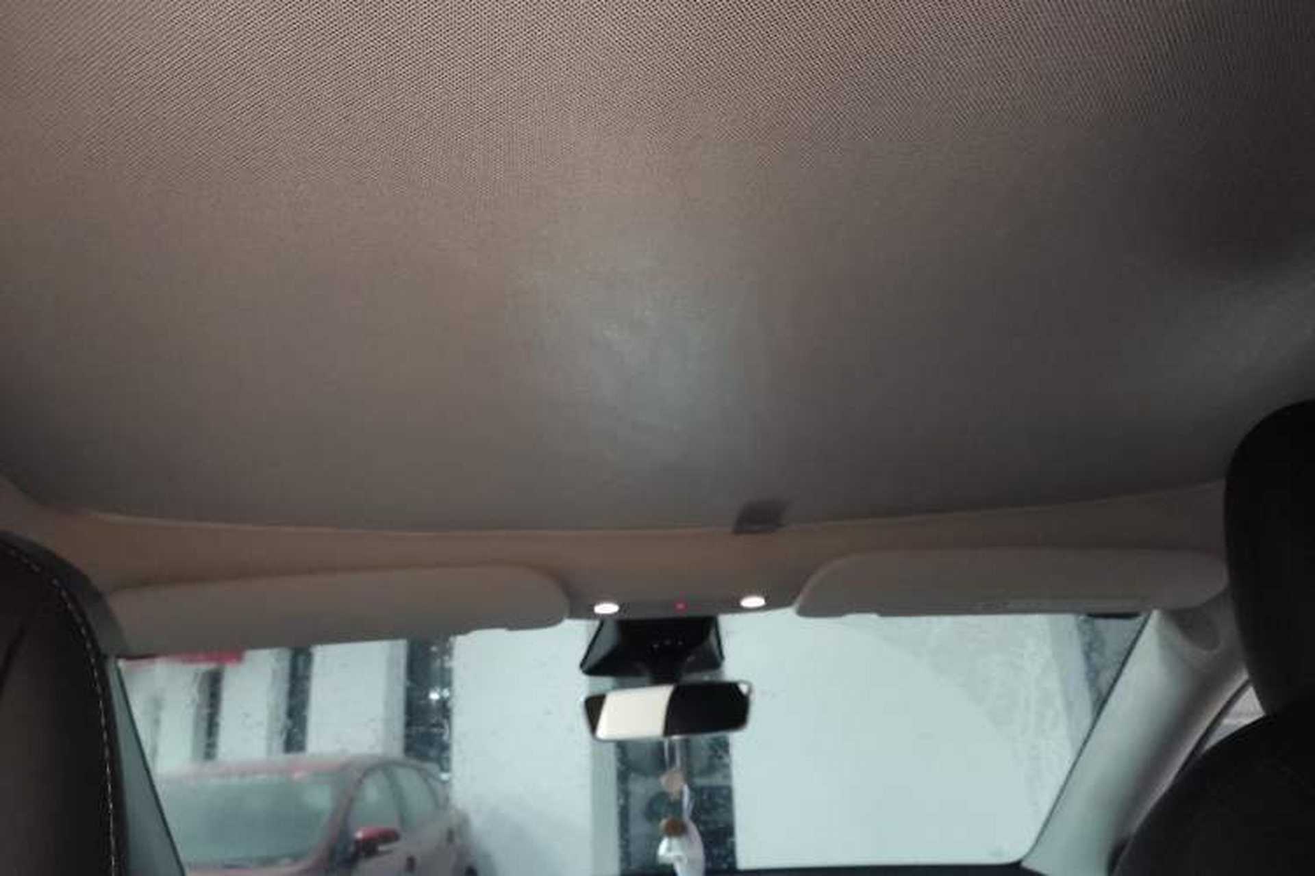 Used Tesla Model Y 2022 Rear-Wheel-Drive Version Headliner