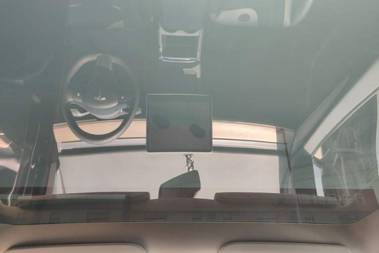 Used Tesla Model Y 2022 Rear-Wheel-Drive Version Headliner