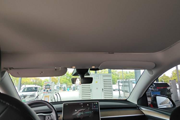 Used Tesla Model Y 2022 Rear-Wheel-Drive Version Headliner