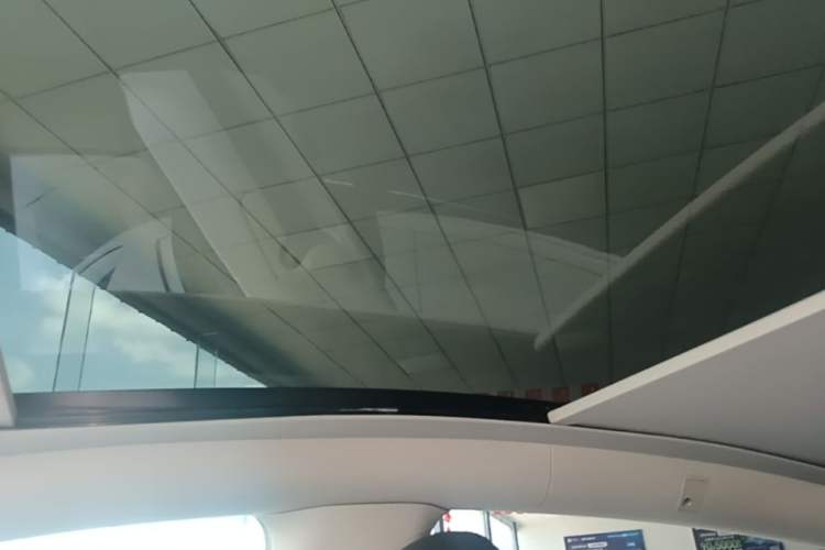 Used Tesla Model Y 2022 Revised Version Rear-Wheel Drive Headliner